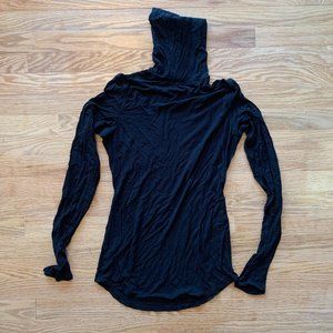 Black ultra lightweight merino turtleneck